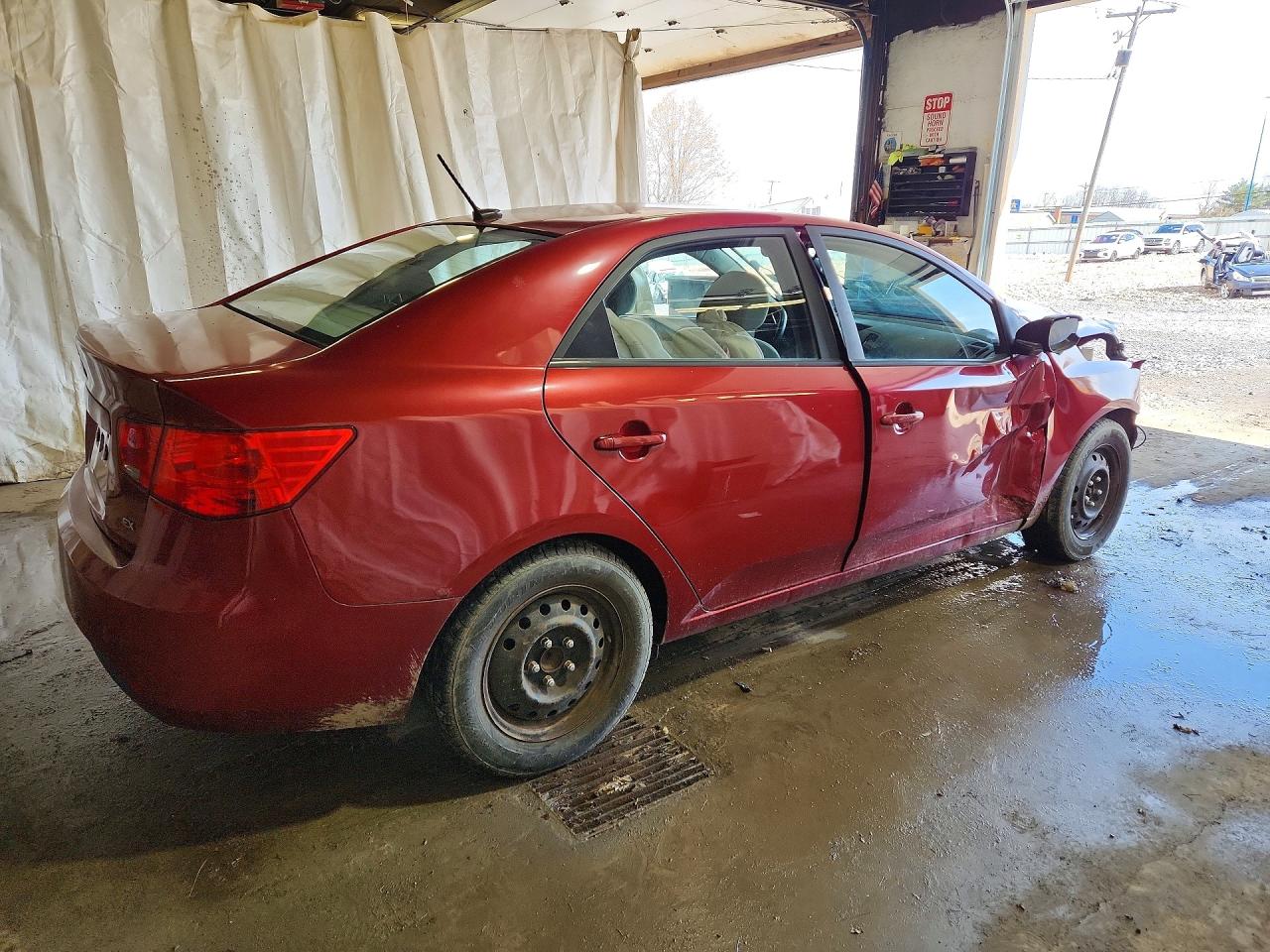 KIA FORTE 2010 — 4