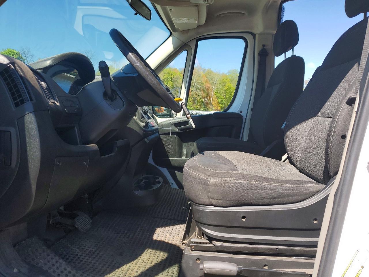 RAM PROMASTER 1500 2015 — 8