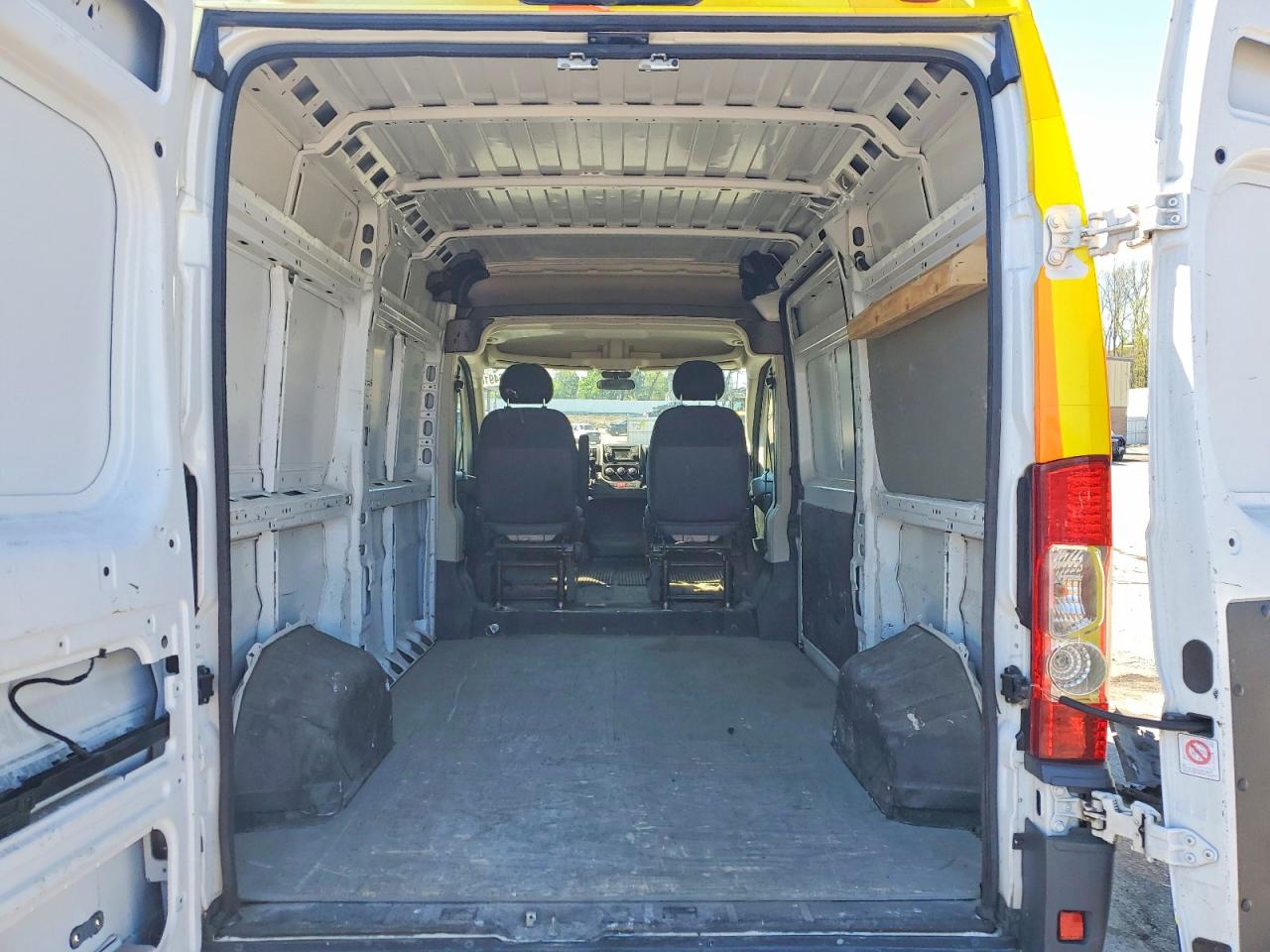 RAM PROMASTER 1500 2015 — 11
