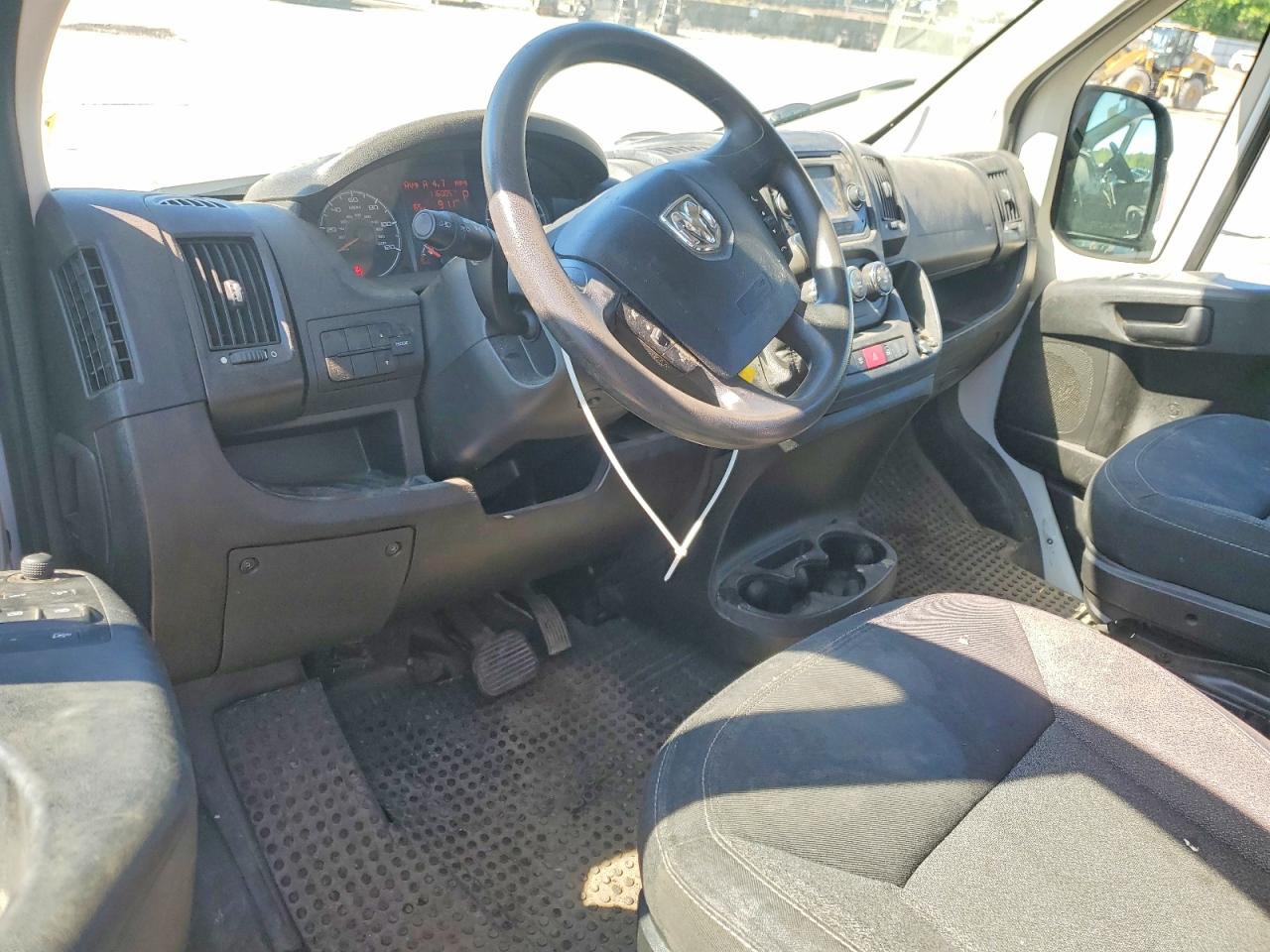 RAM PROMASTER 1500 2015 — 9