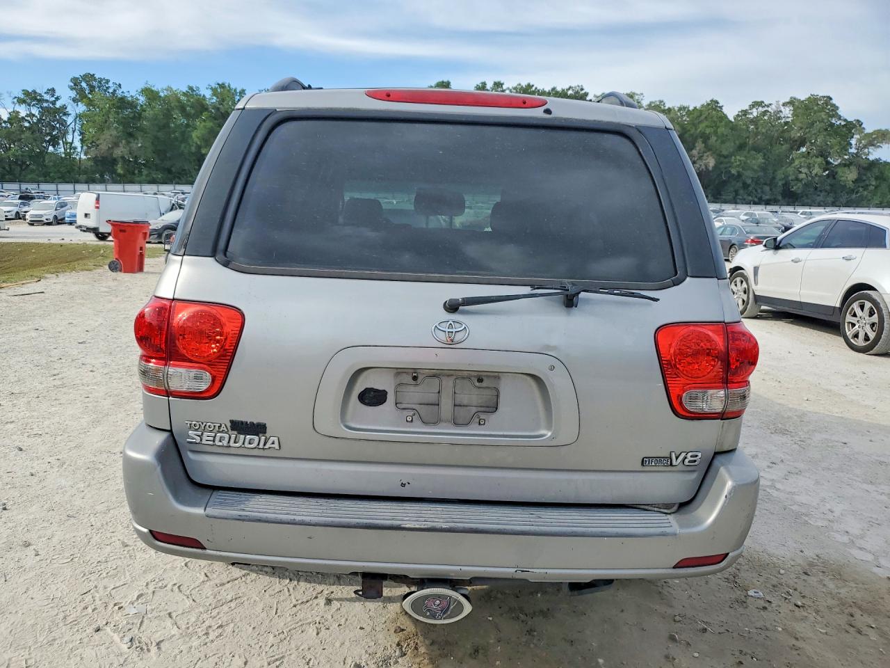 TOYOTA SEQUOIA 2007 — 7