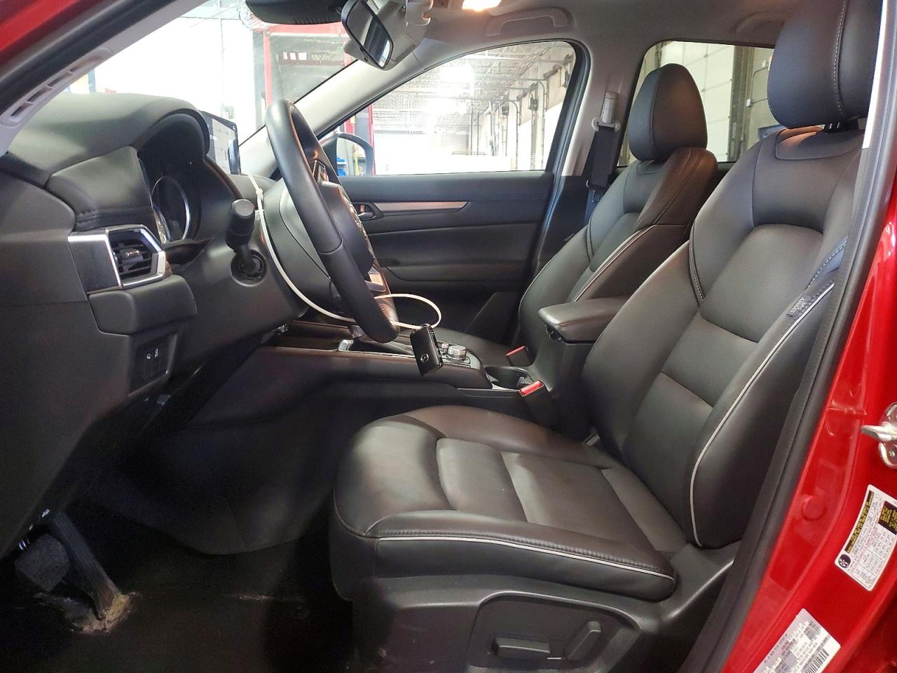 MAZDA CX-5 2025 — 8