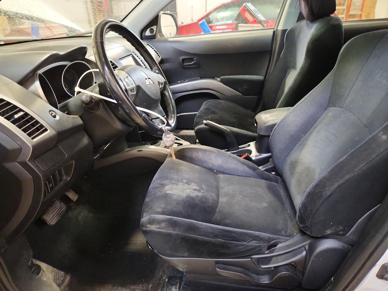 MITSUBISHI OUTLANDER 2007 — 8
