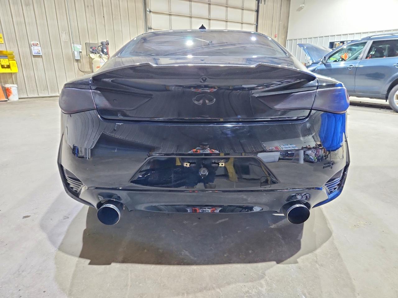 INFINITI Q60 2018 — 7