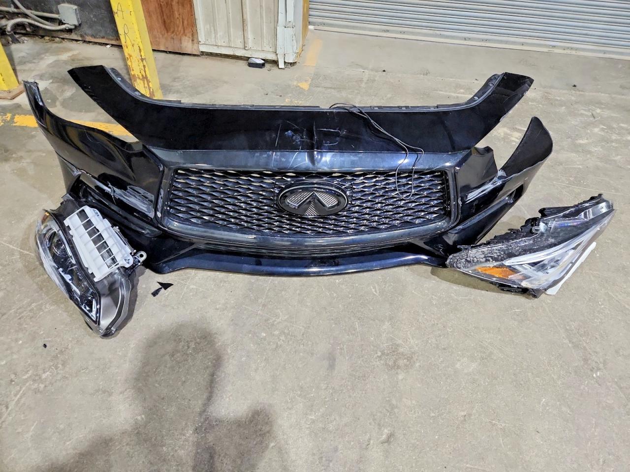 INFINITI Q60 2018 — 13
