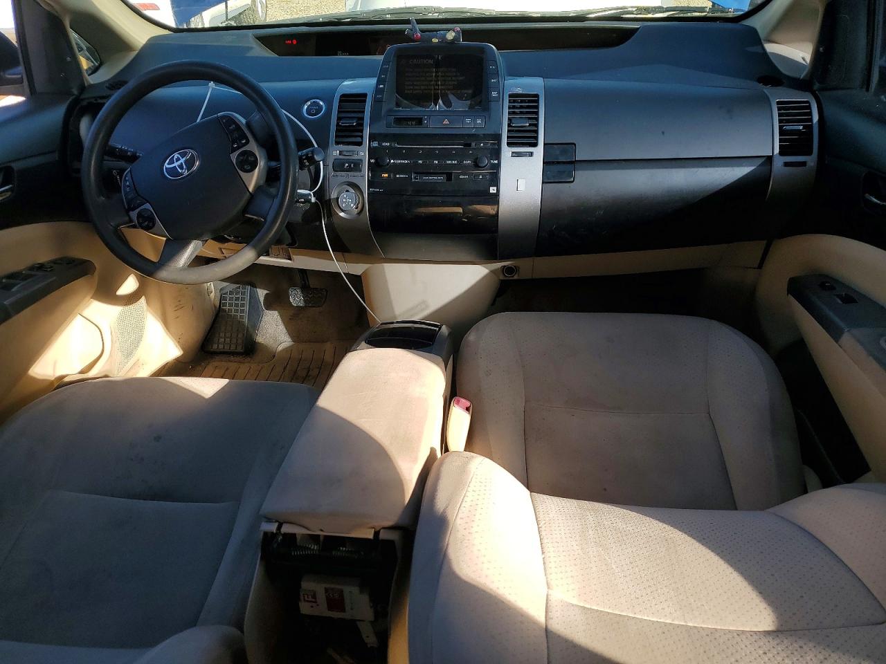 TOYOTA PRIUS 2004 — 9