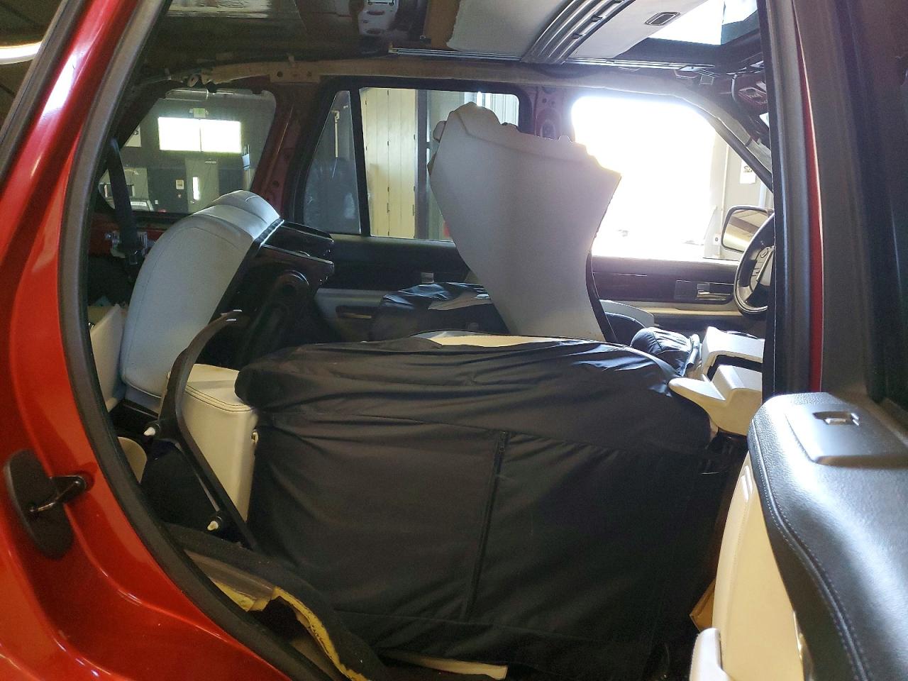 LAND ROVER RANGE ROVER SPORT 2010 — 12