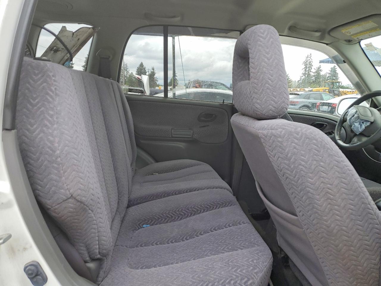 SUZUKI GRAND VITARA 2002 — 11