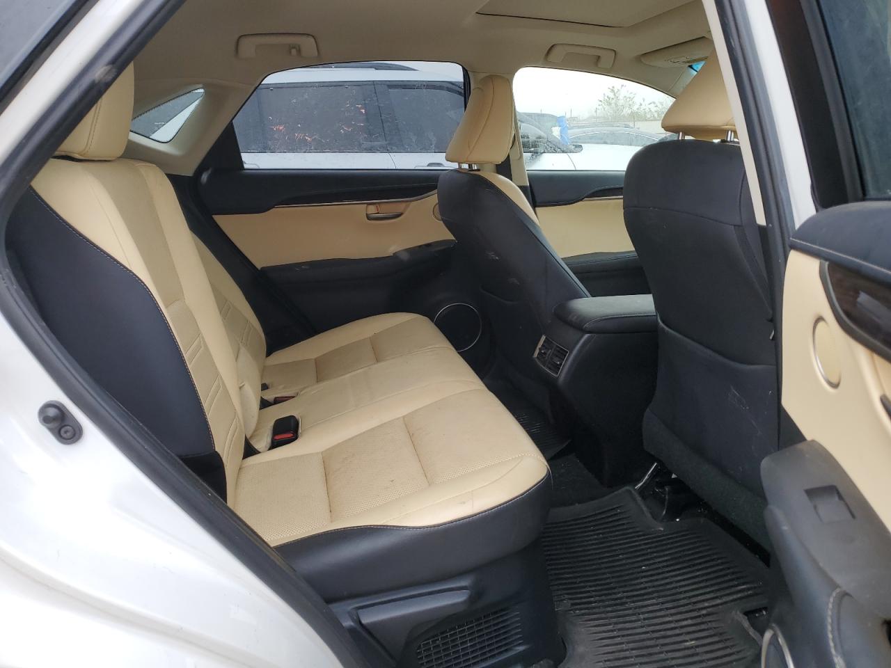 LEXUS NX 2015 — 11
