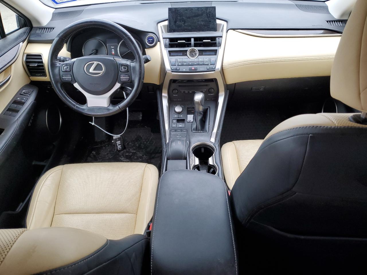 LEXUS NX 2015 — 9