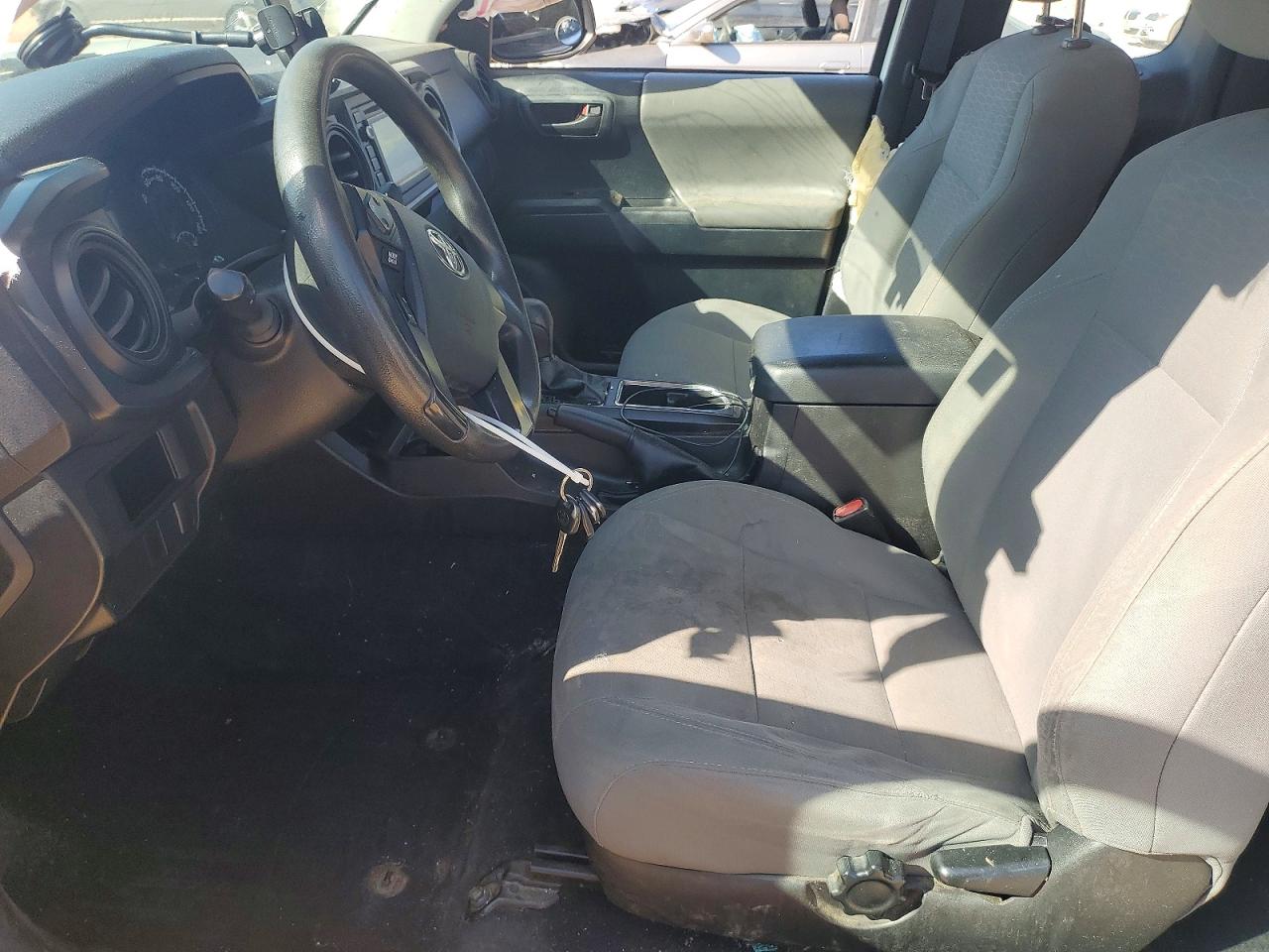 TOYOTA TACOMA 2016 — 8