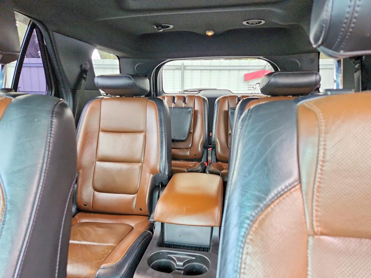 FORD EXPLORER 2011 — 11
