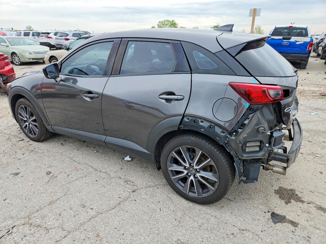 MAZDA CX-3 2018 — 3