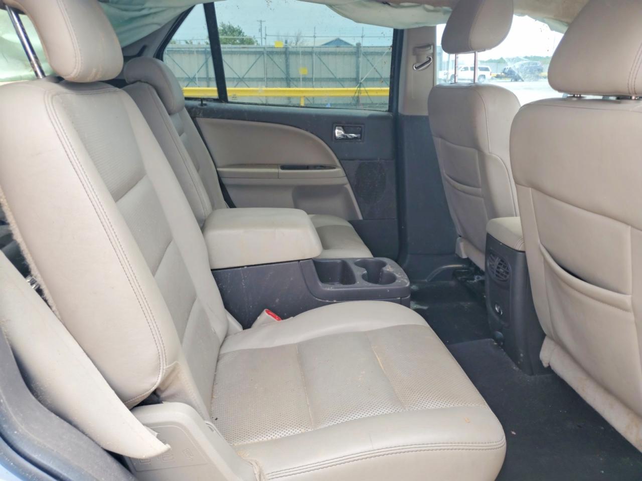 FORD TAURUS X 2008 — 12