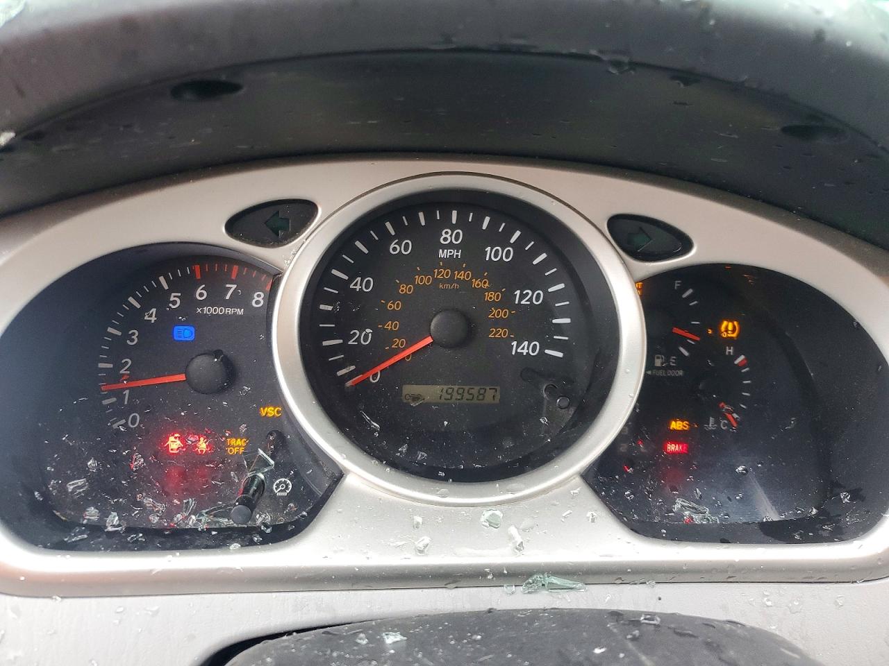 TOYOTA HIGHLANDER 2004 — 10