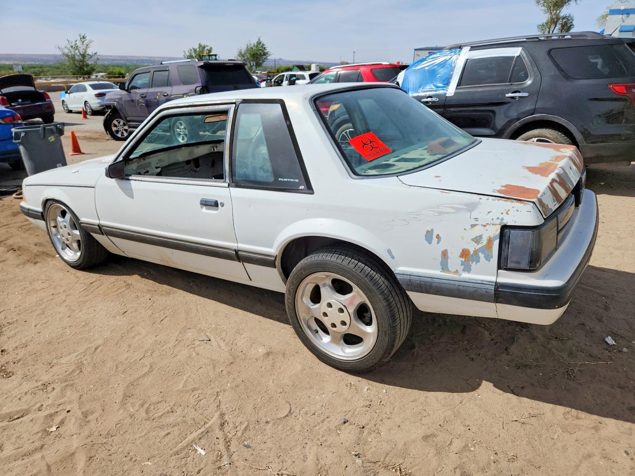 FORD MUSTANG 1991 — 3