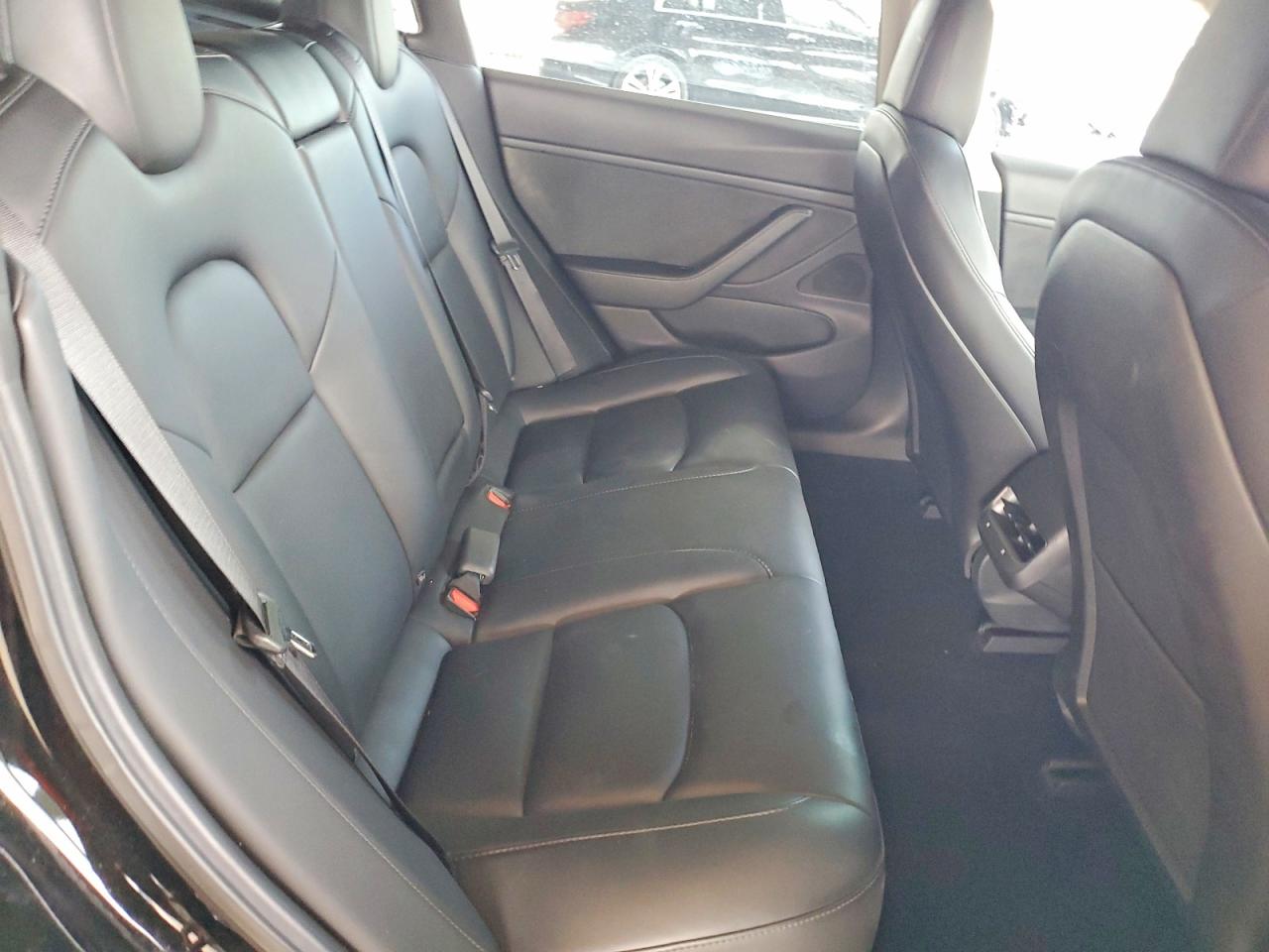TESLA MODEL 3 2019 — 11