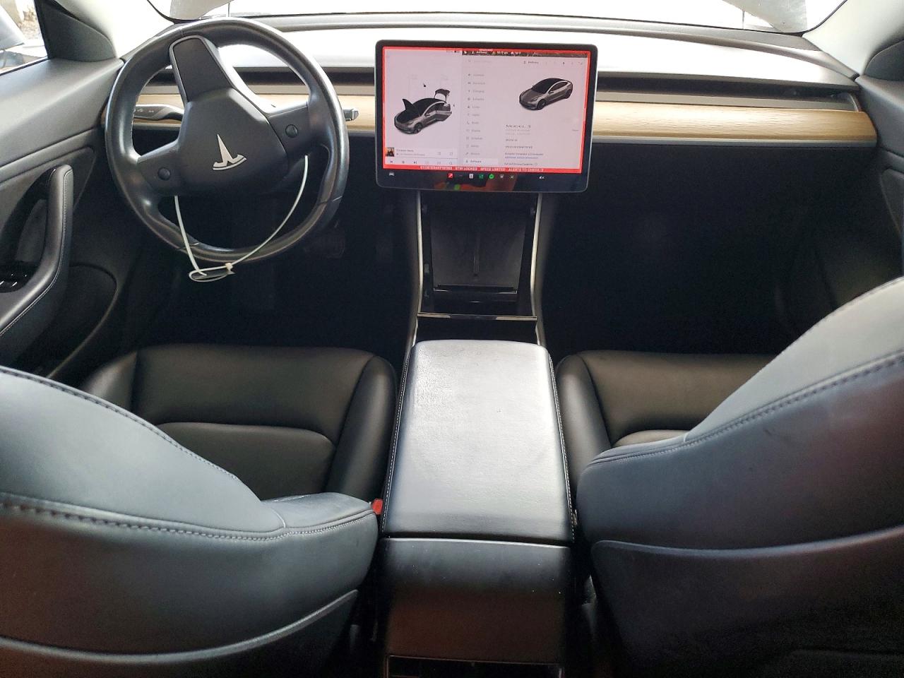 TESLA MODEL 3 2019 — 9