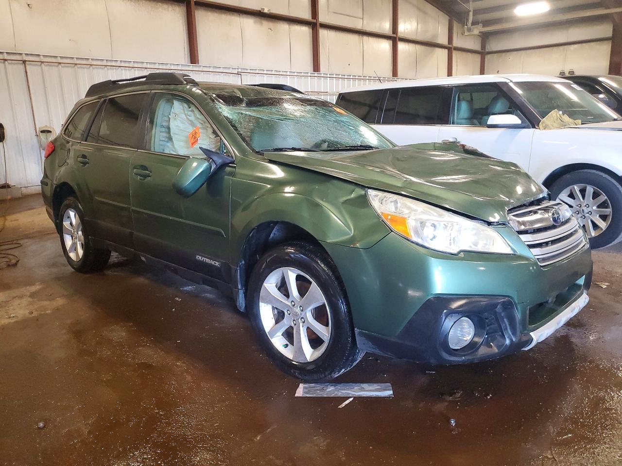 SUBARU OUTBACK 2013 — 5