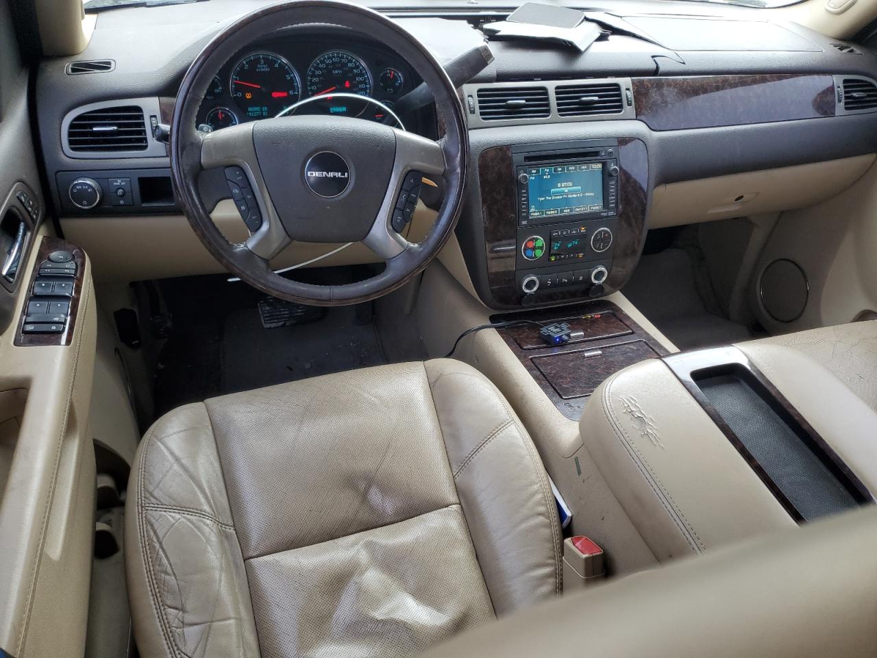 GMC YUKON 2010 — 9