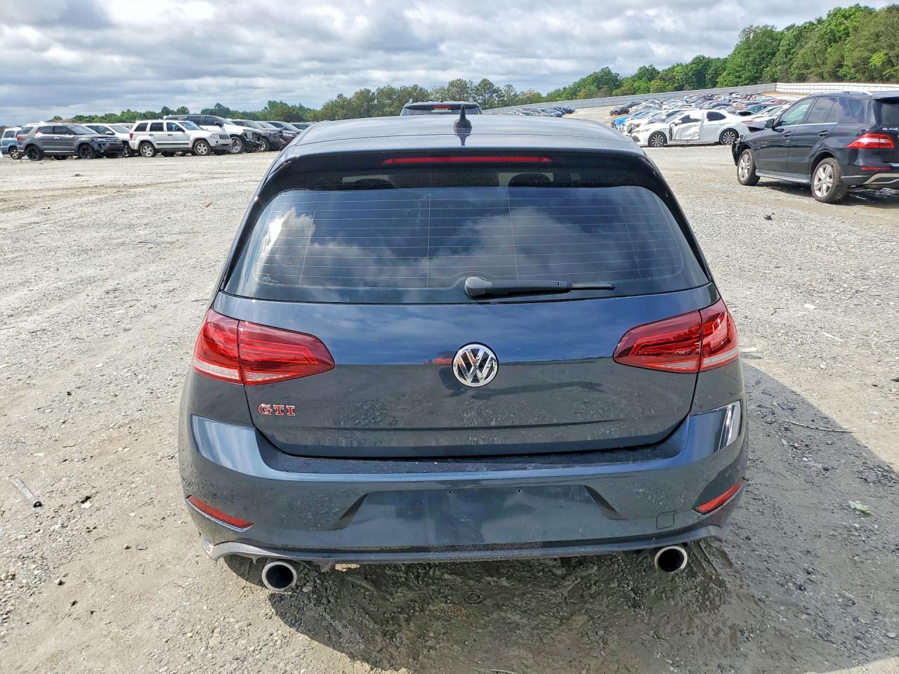 VOLKSWAGEN GTI 2020 — 7