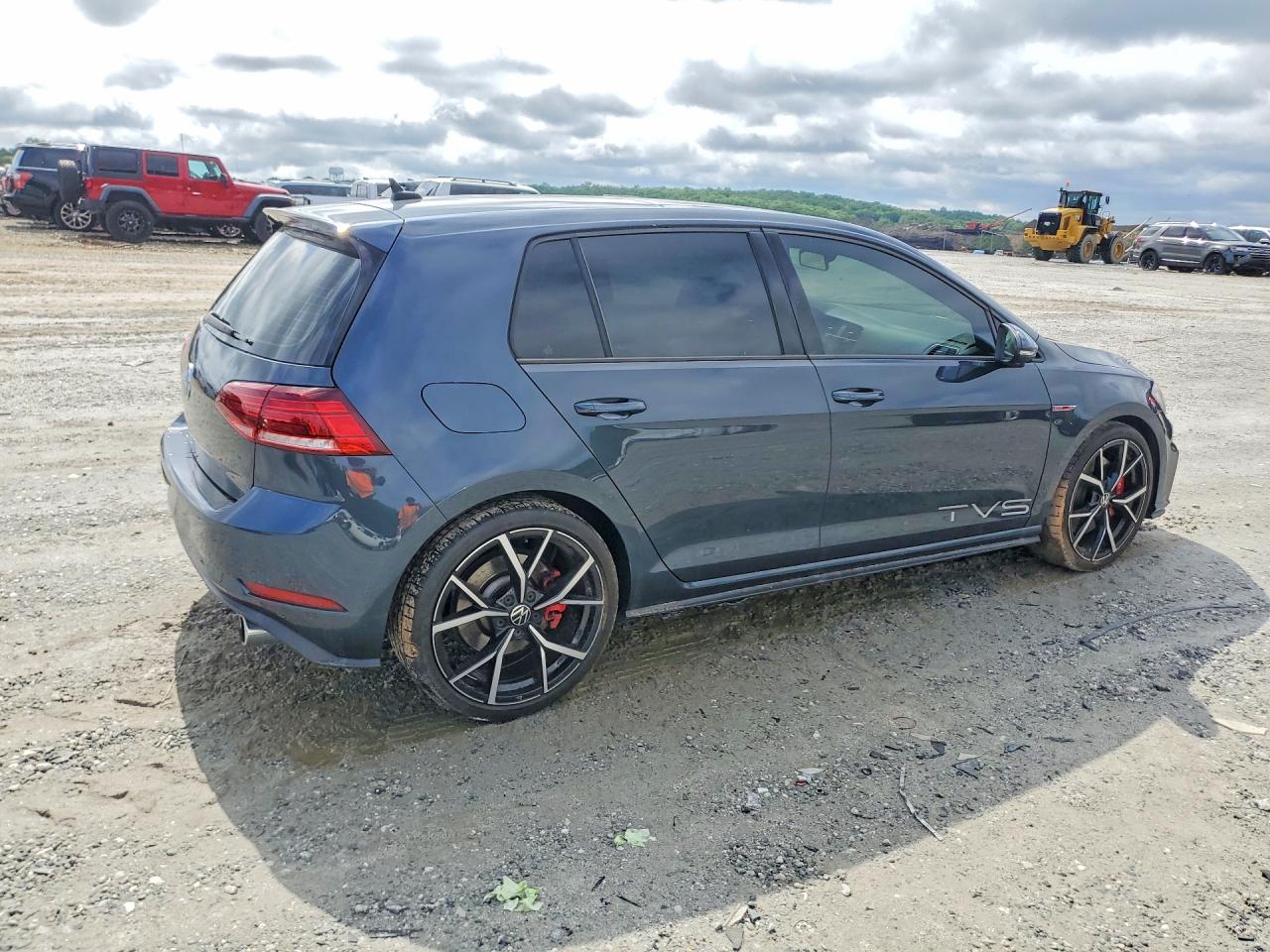 VOLKSWAGEN GTI 2020 — 4