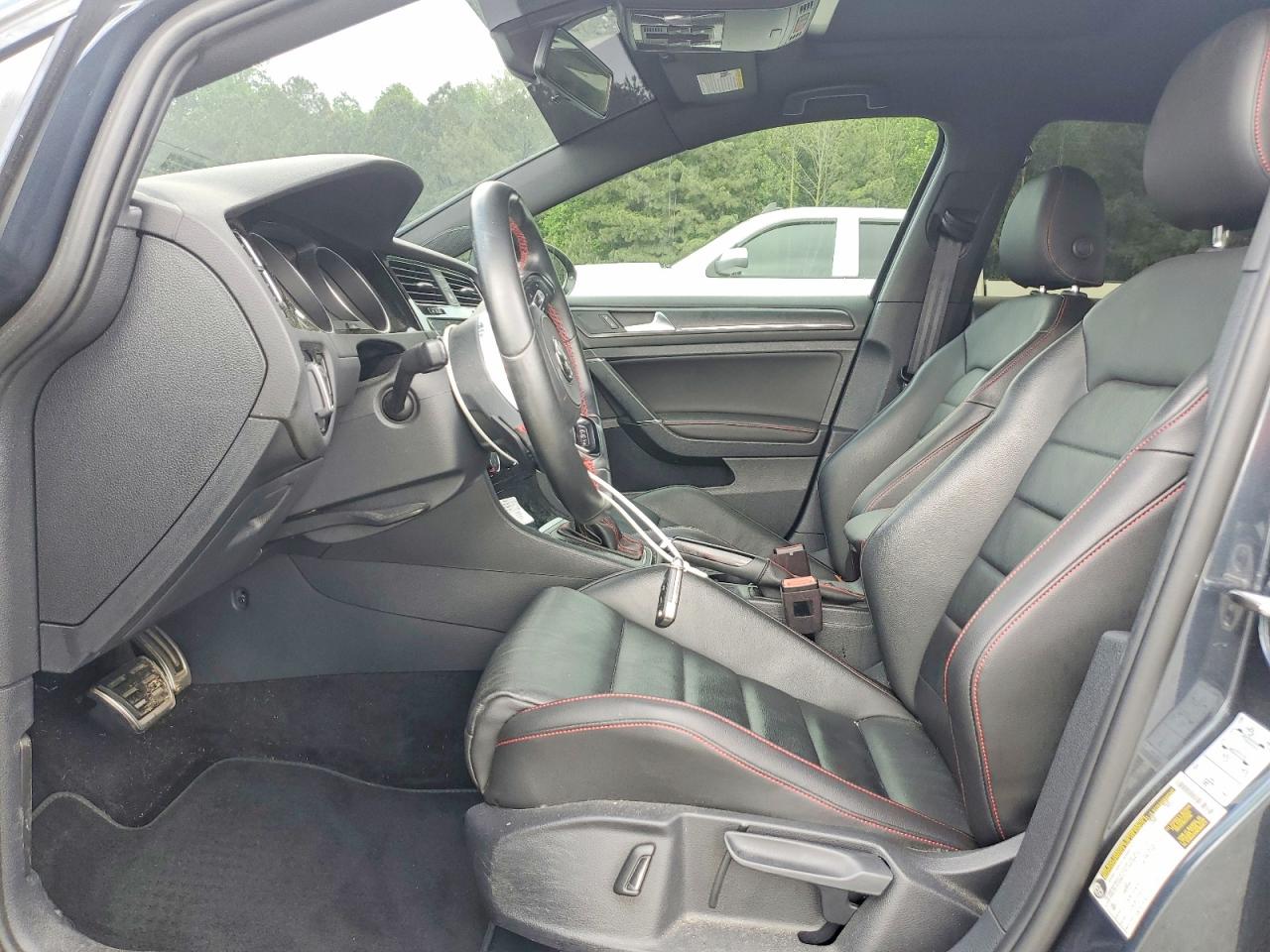 VOLKSWAGEN GTI 2020 — 8