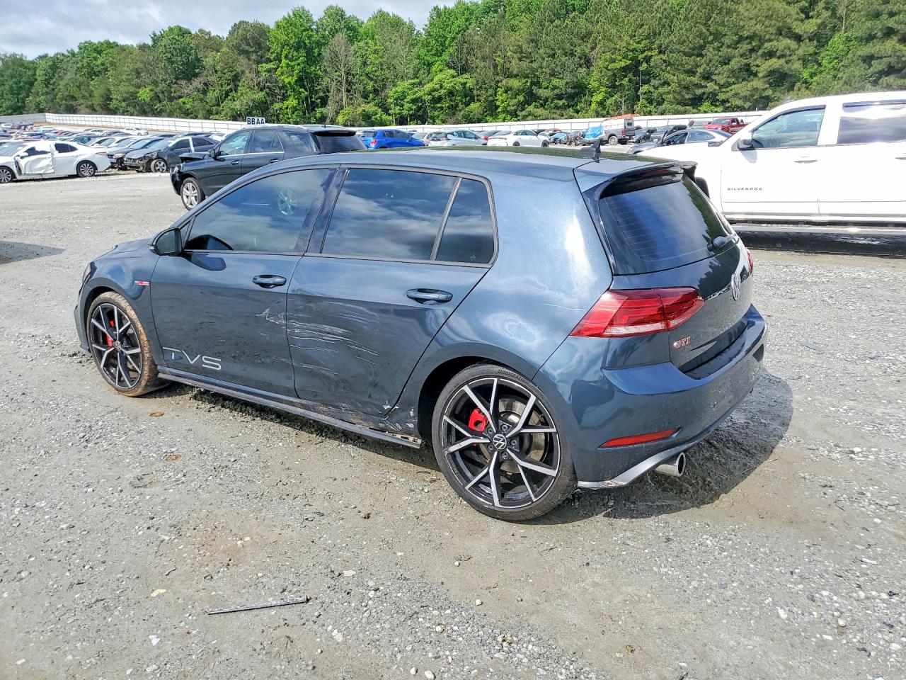 VOLKSWAGEN GTI 2020 — 3