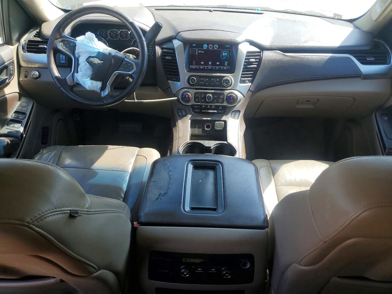 CHEVROLET SUBURBAN 2015 — 9