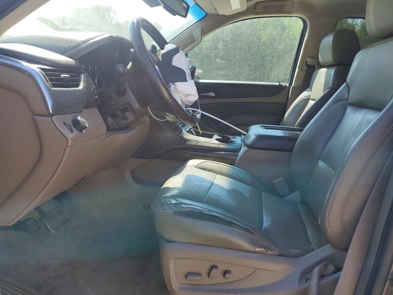 CHEVROLET SUBURBAN 2015 — 8