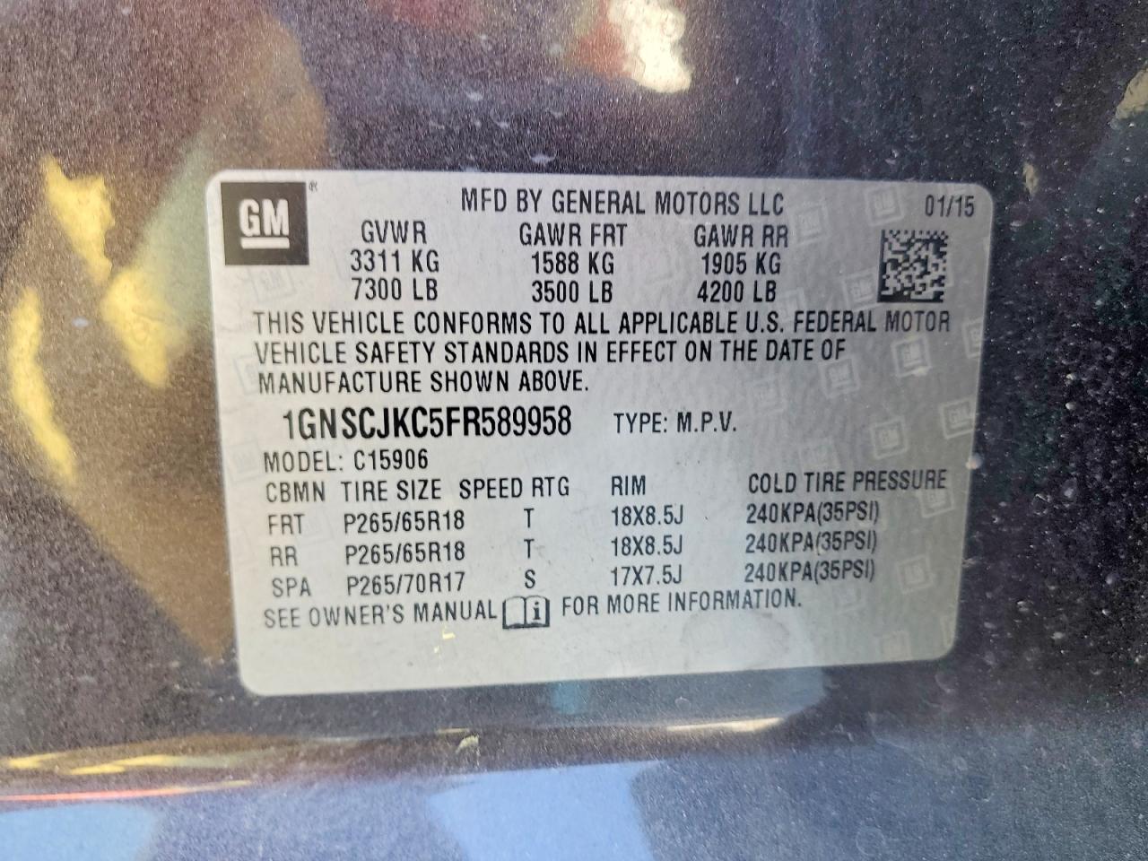 CHEVROLET SUBURBAN 2015 — 15