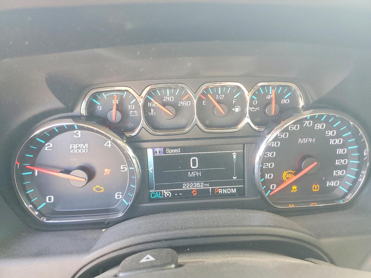 CHEVROLET SUBURBAN 2015 — 10