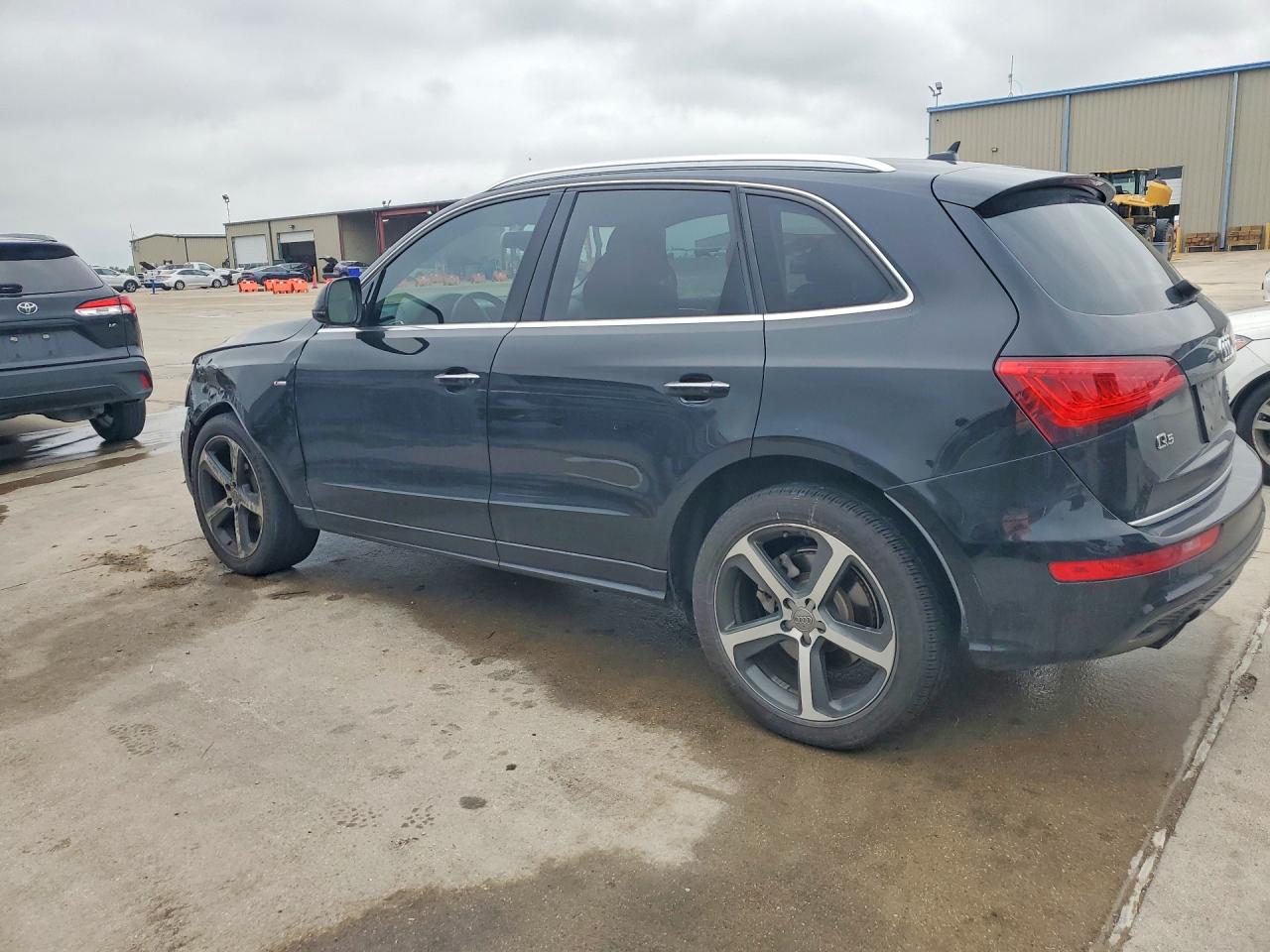AUDI Q5 2016 — 3