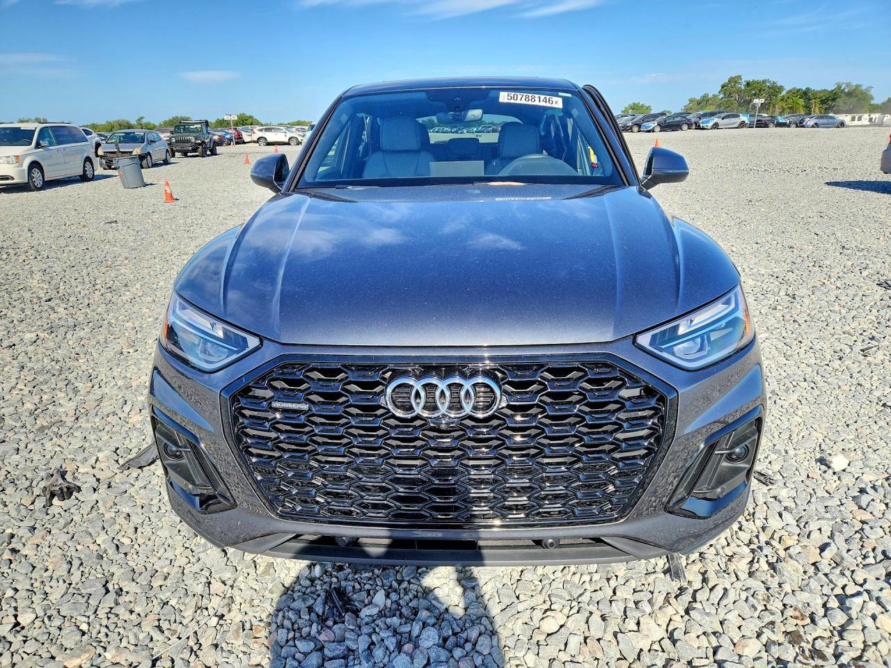 AUDI Q5 2023 — 6