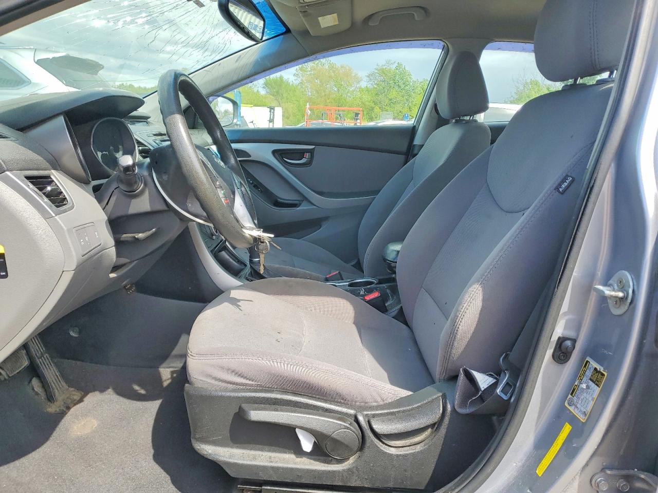 HYUNDAI ELANTRA 2015 — 8