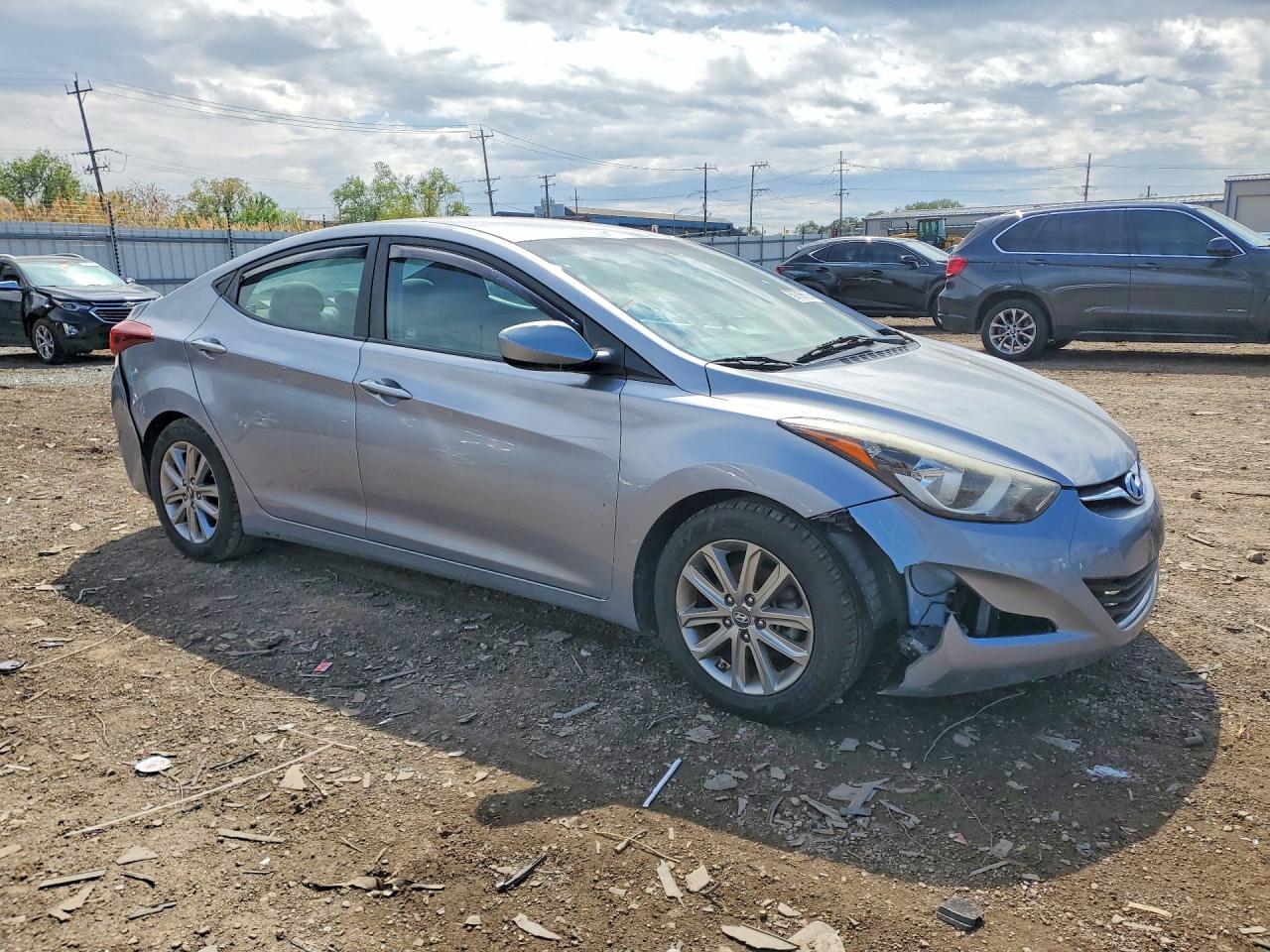 HYUNDAI ELANTRA 2015 — 5