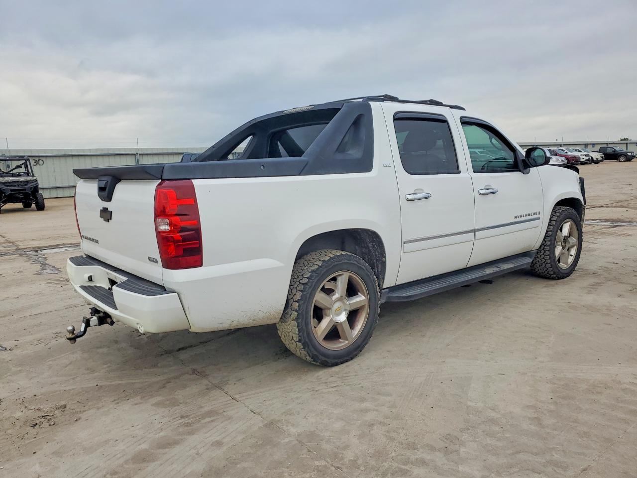 CHEVROLET AVALANCHE 2009 — 4