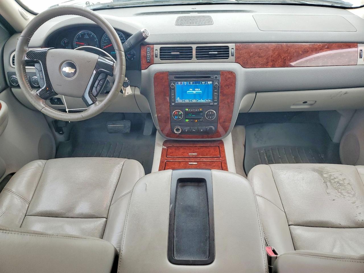 CHEVROLET AVALANCHE 2009 — 9