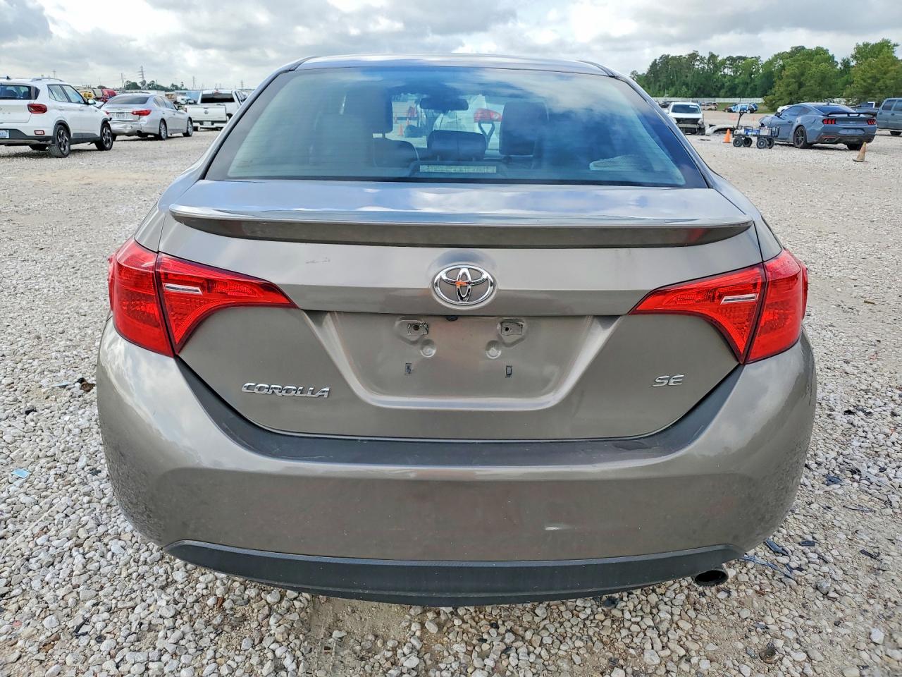 TOYOTA COROLLA 2019 — 7