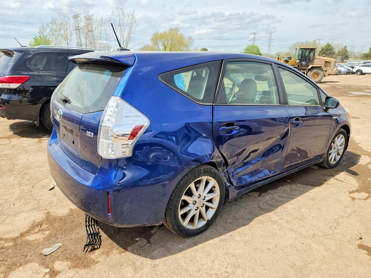 TOYOTA PRIUS V 2012 — 4