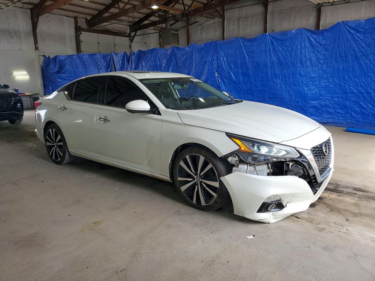 NISSAN ALTIMA 2019 — 5