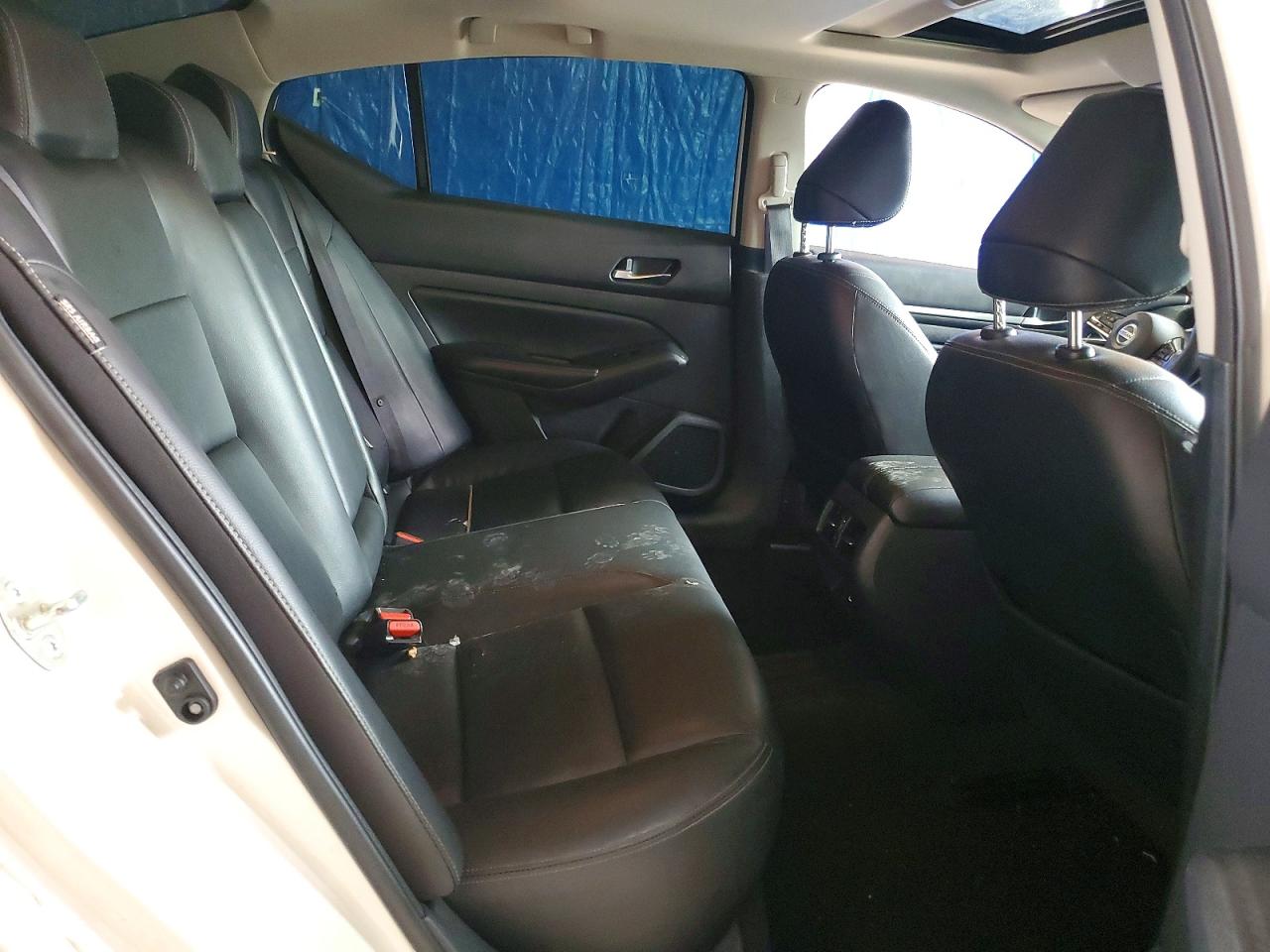 NISSAN ALTIMA 2019 — 11
