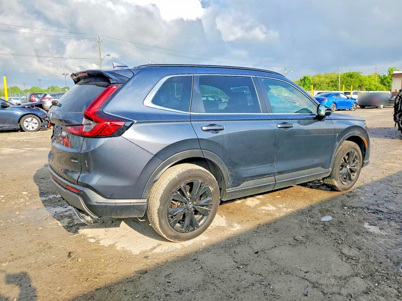 HONDA CR-V 2025 — 4