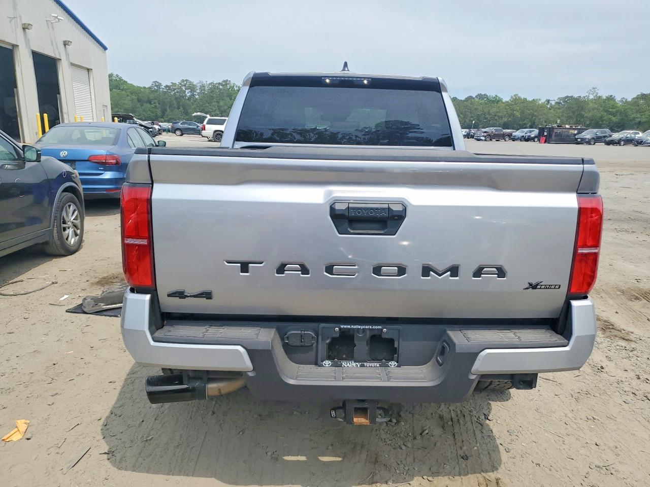 TOYOTA TACOMA 2025 — 7