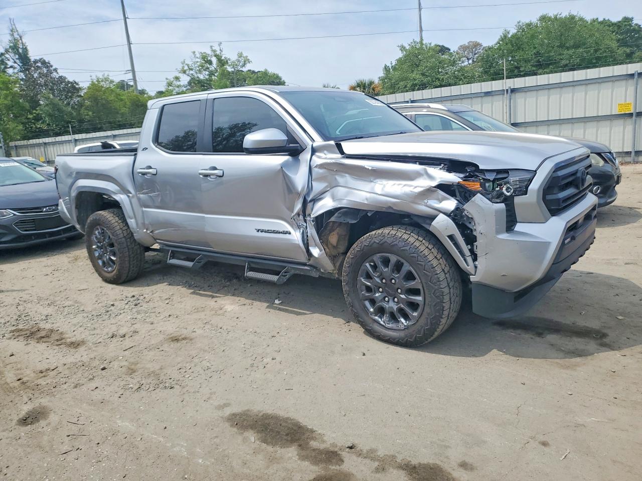 TOYOTA TACOMA 2025 — 5