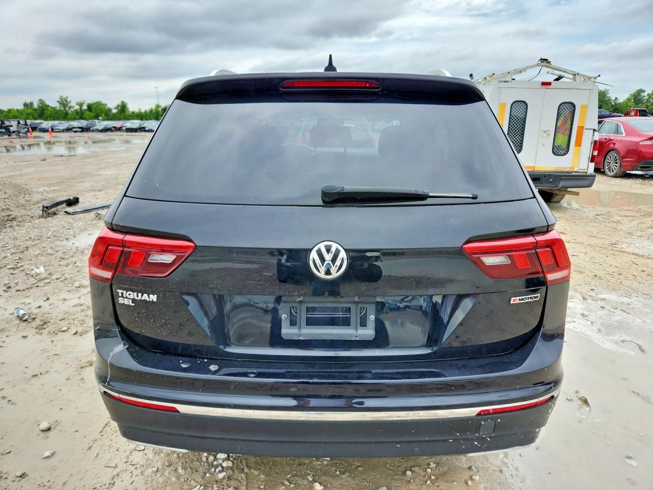 VOLKSWAGEN TIGUAN 2019 — 7