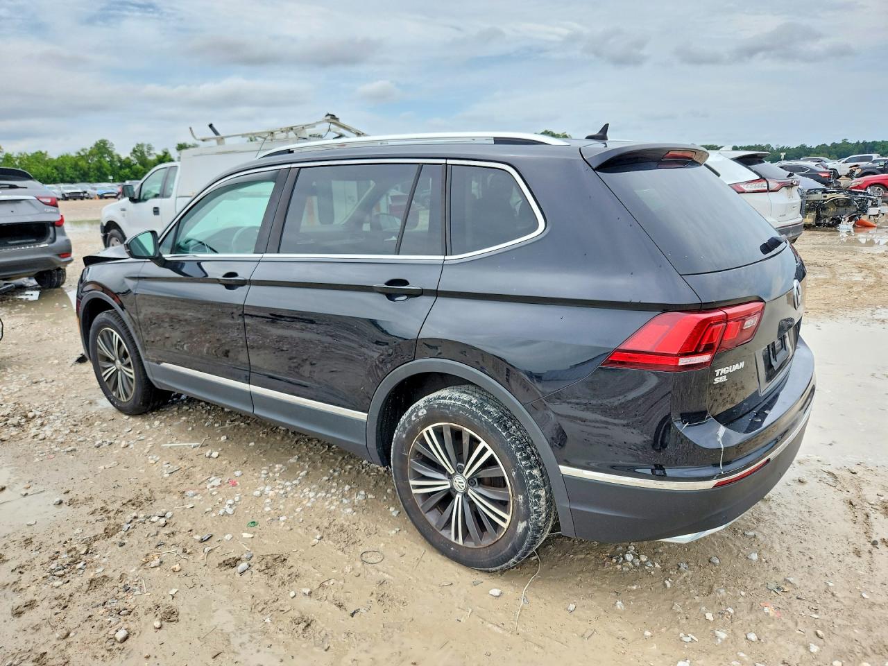 VOLKSWAGEN TIGUAN 2019 — 3