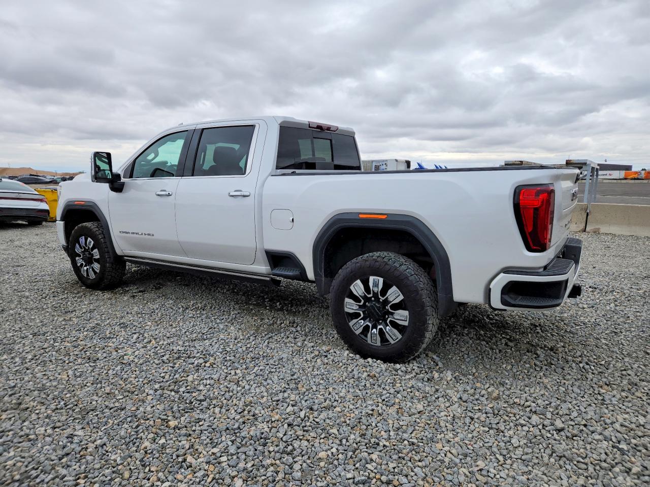 GMC SIERRA 2023 — 3