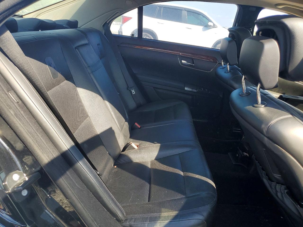 MERCEDES-BENZ S 2011 — 11