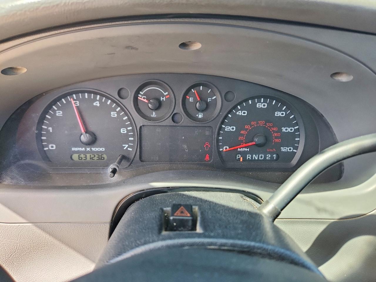 FORD RANGER 2011 — 10